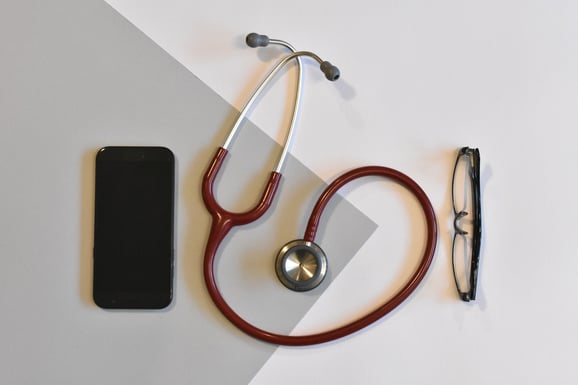 Doctor Mobile Dermoscopy Teledermoscopy DermEngine